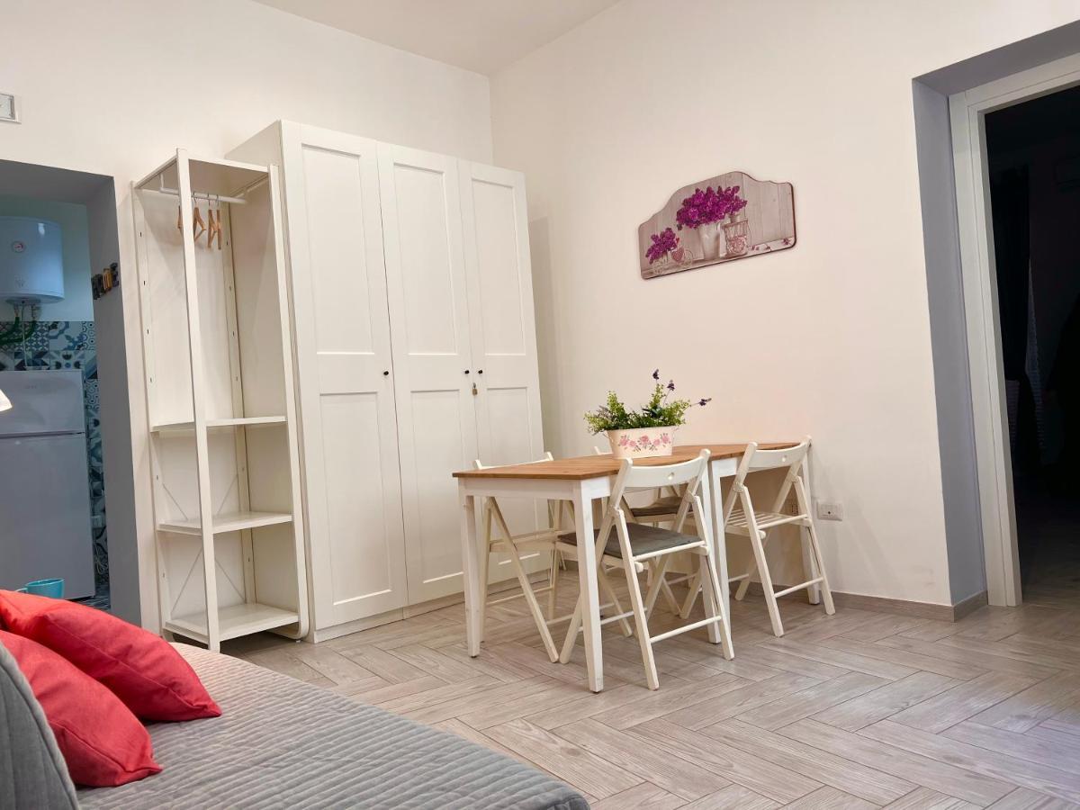 Vico Longo 25 - Ensuit Flat In The Heart Of Napoli Dış mekan fotoğraf