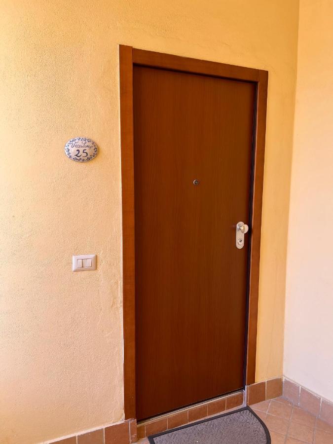 Vico Longo 25 - Ensuit Flat In The Heart Of Napoli Dış mekan fotoğraf